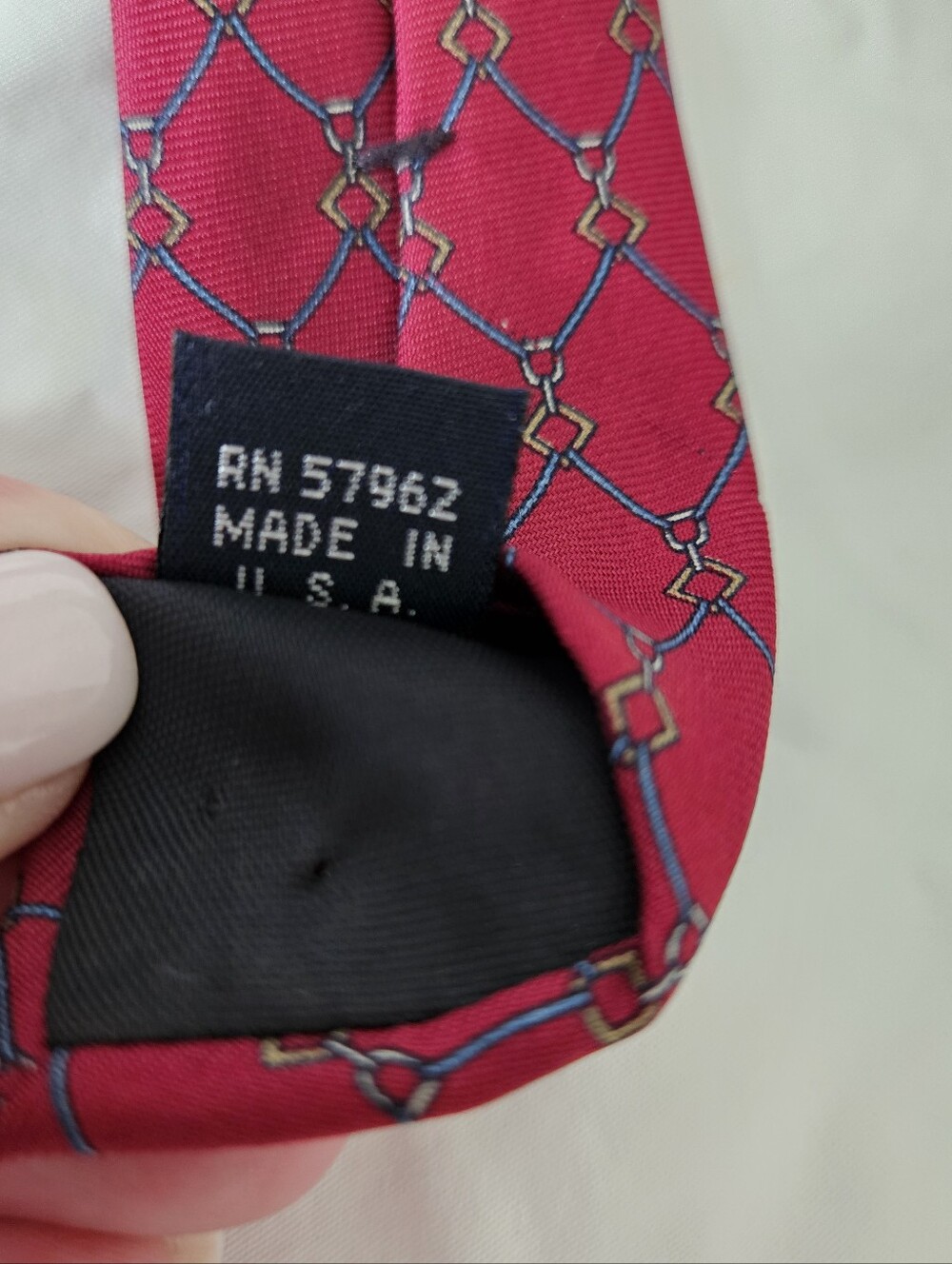 BROOKS BROTHERS Silk Red Geometric Chain Link Lattice Equestrian Tie | SZ 60" - Picture 6 of 8